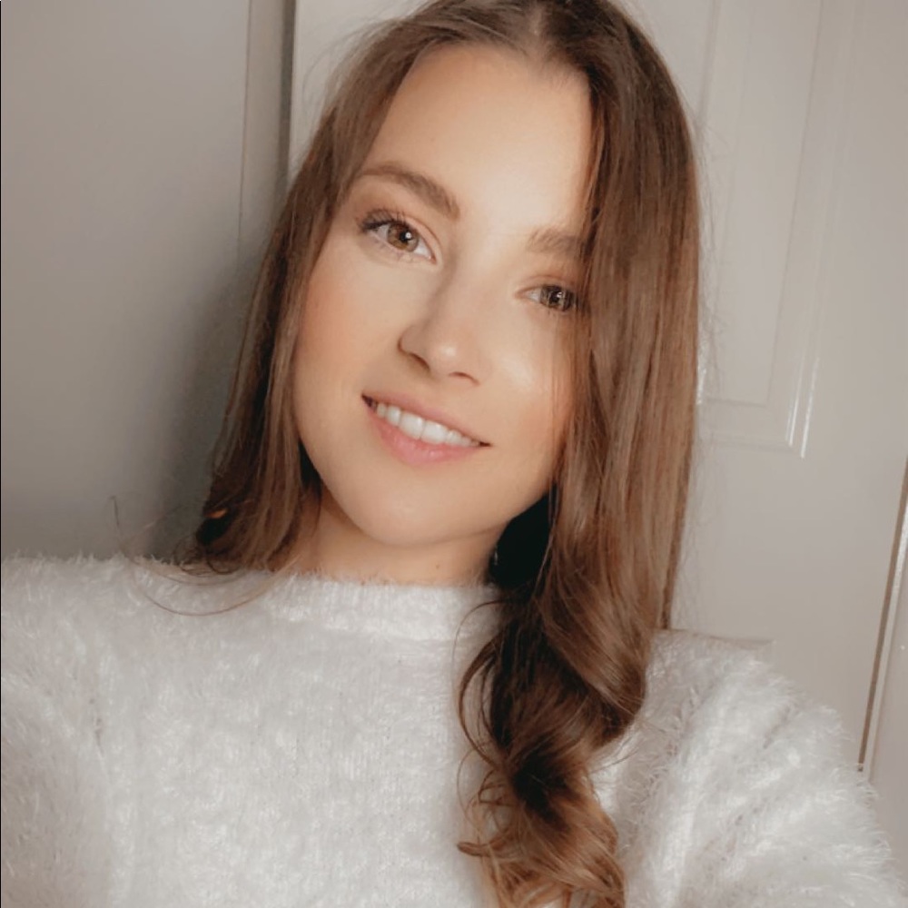 Meet your Posher, Savannah
